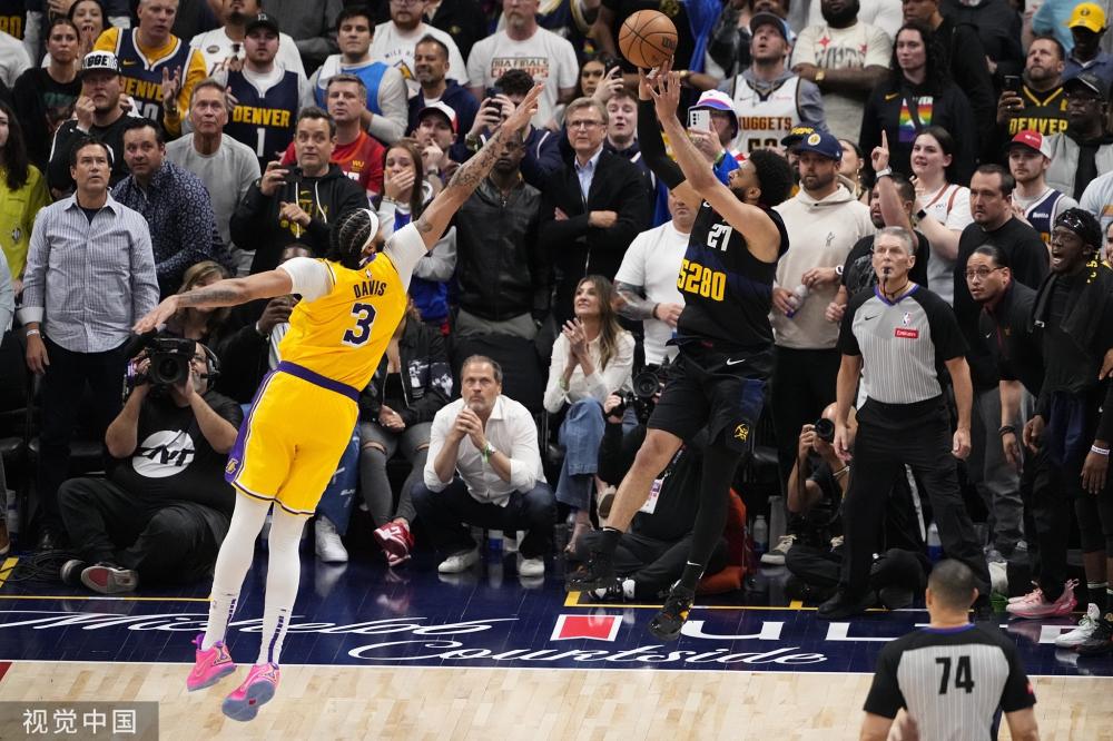 卫冕冠军曼 卫冕冠军曼