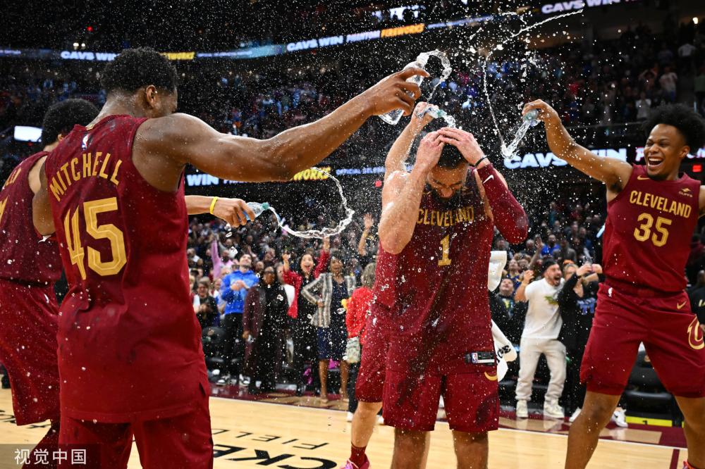 外线投篮使 外线投篮使