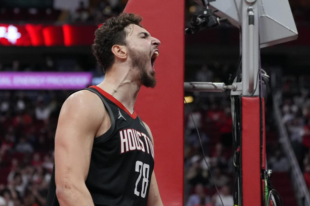 场下的表现 场下的表现