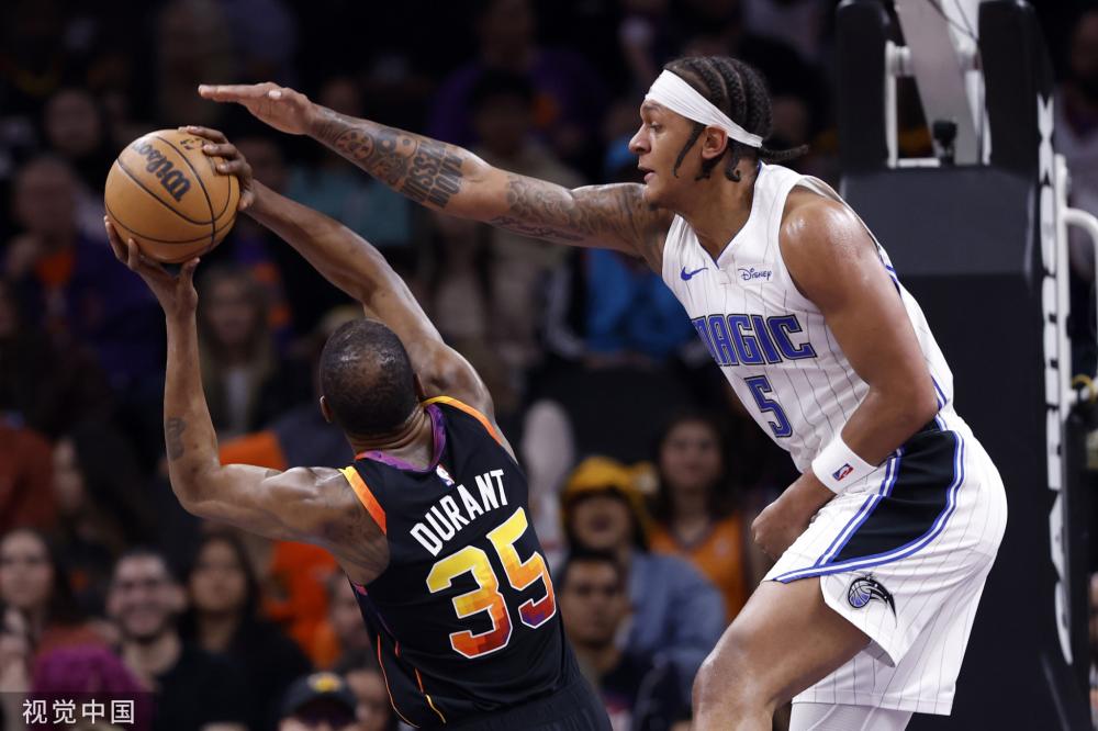 在比赛中完 在比赛中完